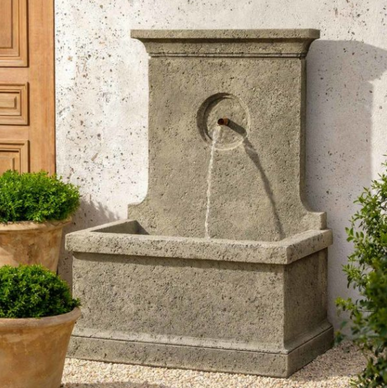 Campania Arles Fountain
