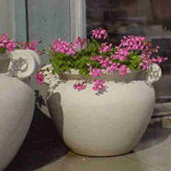 Outdoor Busbridge Planter - 15"