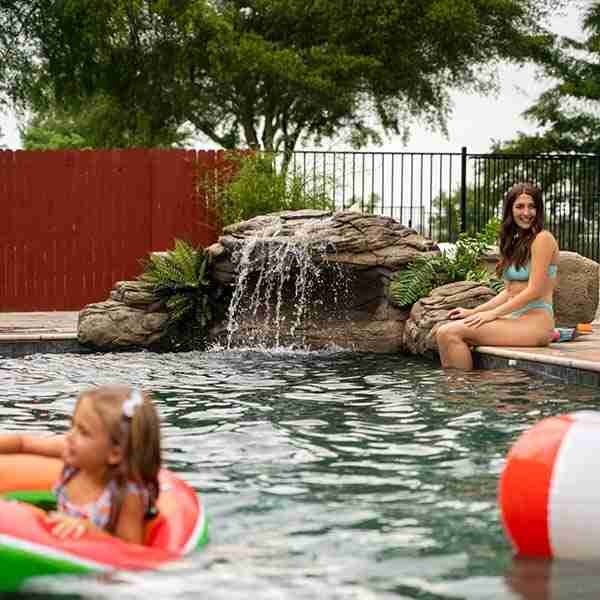 OASIS Pool Waterfall by Universal Rocks