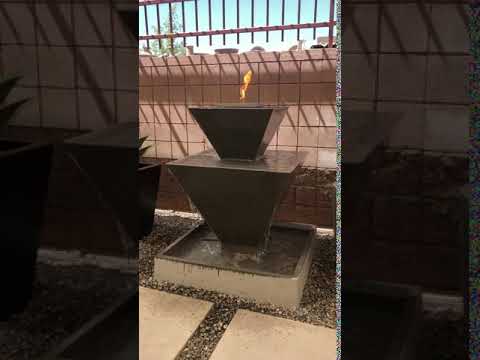 Gist Double Oblique Fountain with Fire