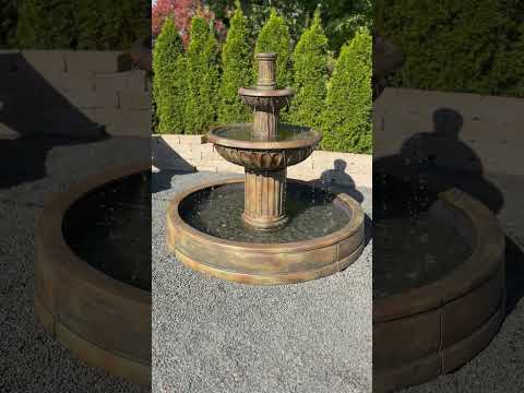 Henri Studio Fluted Fountain in Valencia Basin
