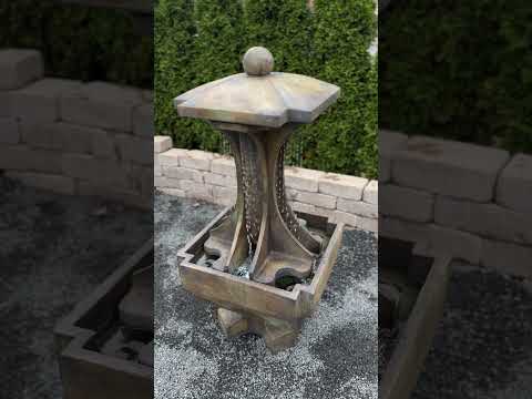 Henri Studio La Crosse Fountain