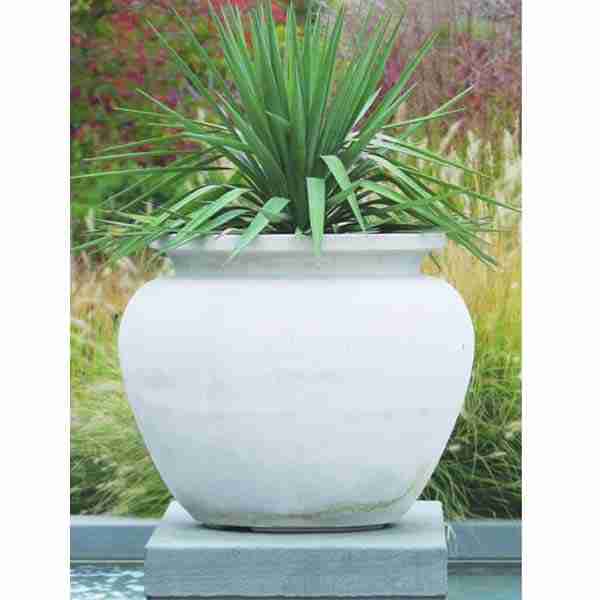 Outdoor Seneca Planter - 24"
