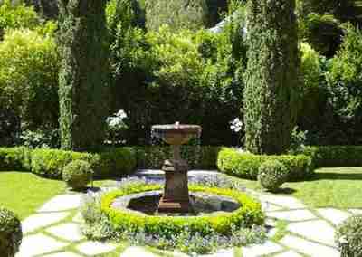 Build a Classic Garden Setting