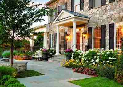 Front Yard Accents to Rejuvenate Your Home