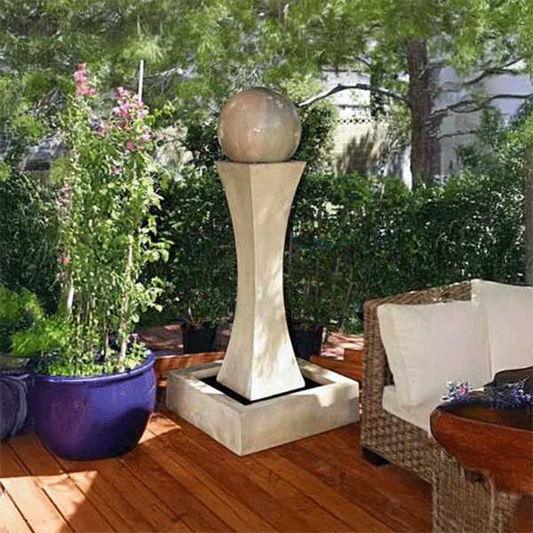 Gist I Fountain with Ball