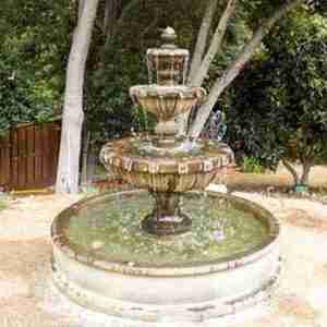 Giannini Garden Jardin Three Tier Pond Fountain