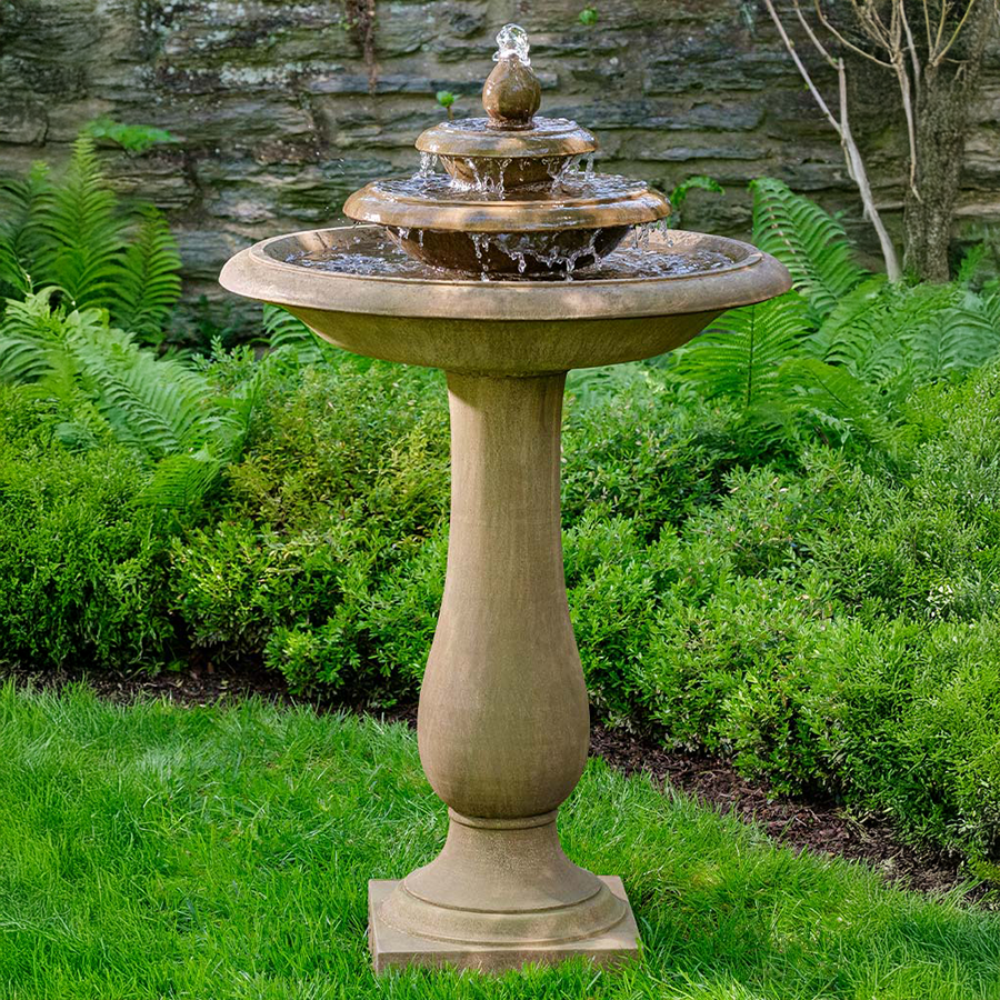 Tall fountain