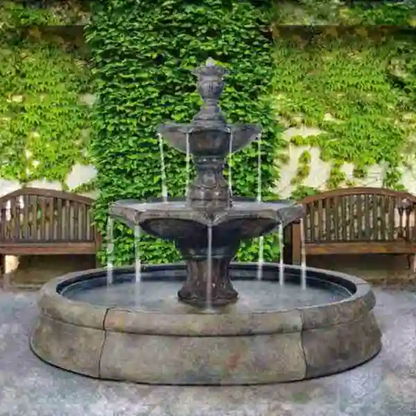 Finial Spill Fountain in Crested Basin