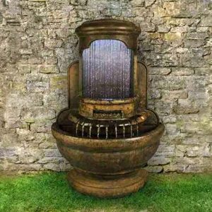 Henri Studio Wall Falling Diamonds Fountain