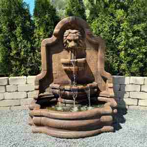 Henri Lion Face Terrazzo Bella Fountain