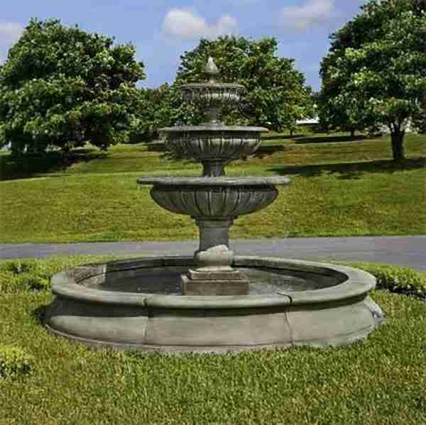 Campania Estate Longvue Fountain