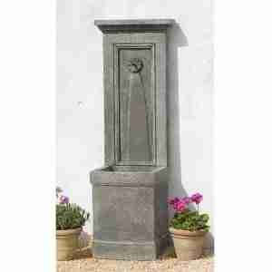 Campania Auberge Fountain