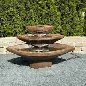 Henri Kayak Fountain