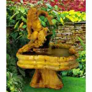 Henri Studio Vitalius Fountain